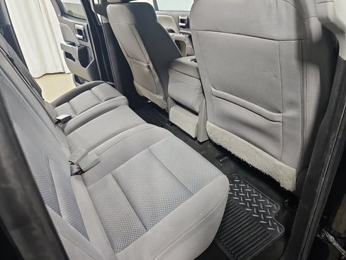 Used 2017 Chevrolet Silverado 1500 Custom w/ Custom Convenience Package AWD/4WD image 14