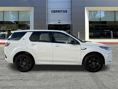 New 2025 Land Rover Discovery Sport S image 5