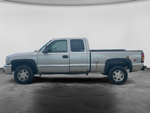 Used 2004 GMC Sierra 1500 SLT w/ Light Duty Power Package AWD/4WD image 6