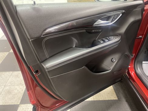 Used 2023 Buick Envision Essence w/ Sport Touring Package image 10