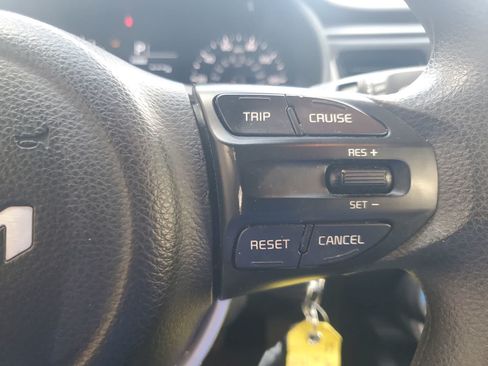 Used 2023 Kia Rio S FWD image 18