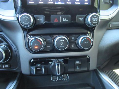 Used 2022 RAM 1500 Big Horn w/ Back Country Package AWD/4WD image 28