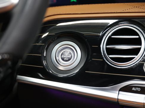 Used 2019 Mercedes-Benz Maybach S 560 4MATIC image 45