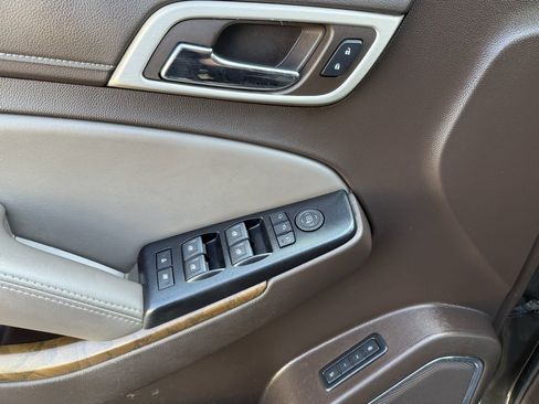 Used 2019 GMC Yukon XL Denali w/ Open Road Package image 16