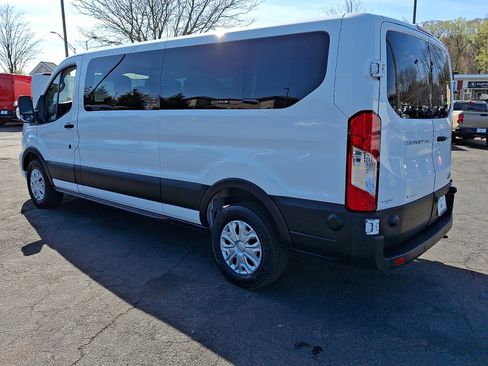 Used 2024 Ford Transit 350 XLT RWD image 4