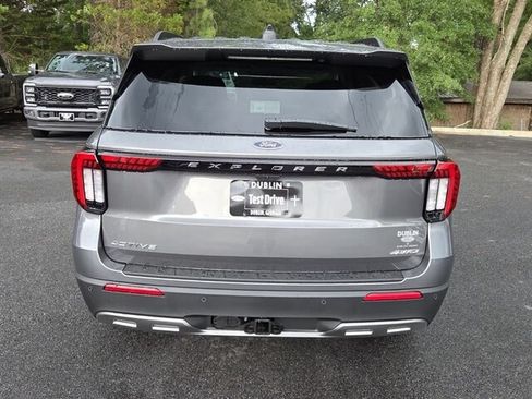 New 2026 Ford Explorer Active w/ Active Comfort Package AWD/4WD image 13