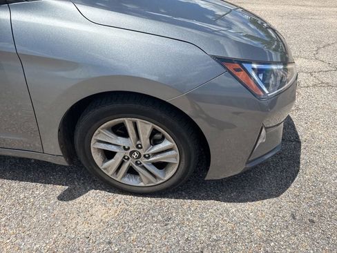 Used 2019 Hyundai Elantra SEL FWD image 20
