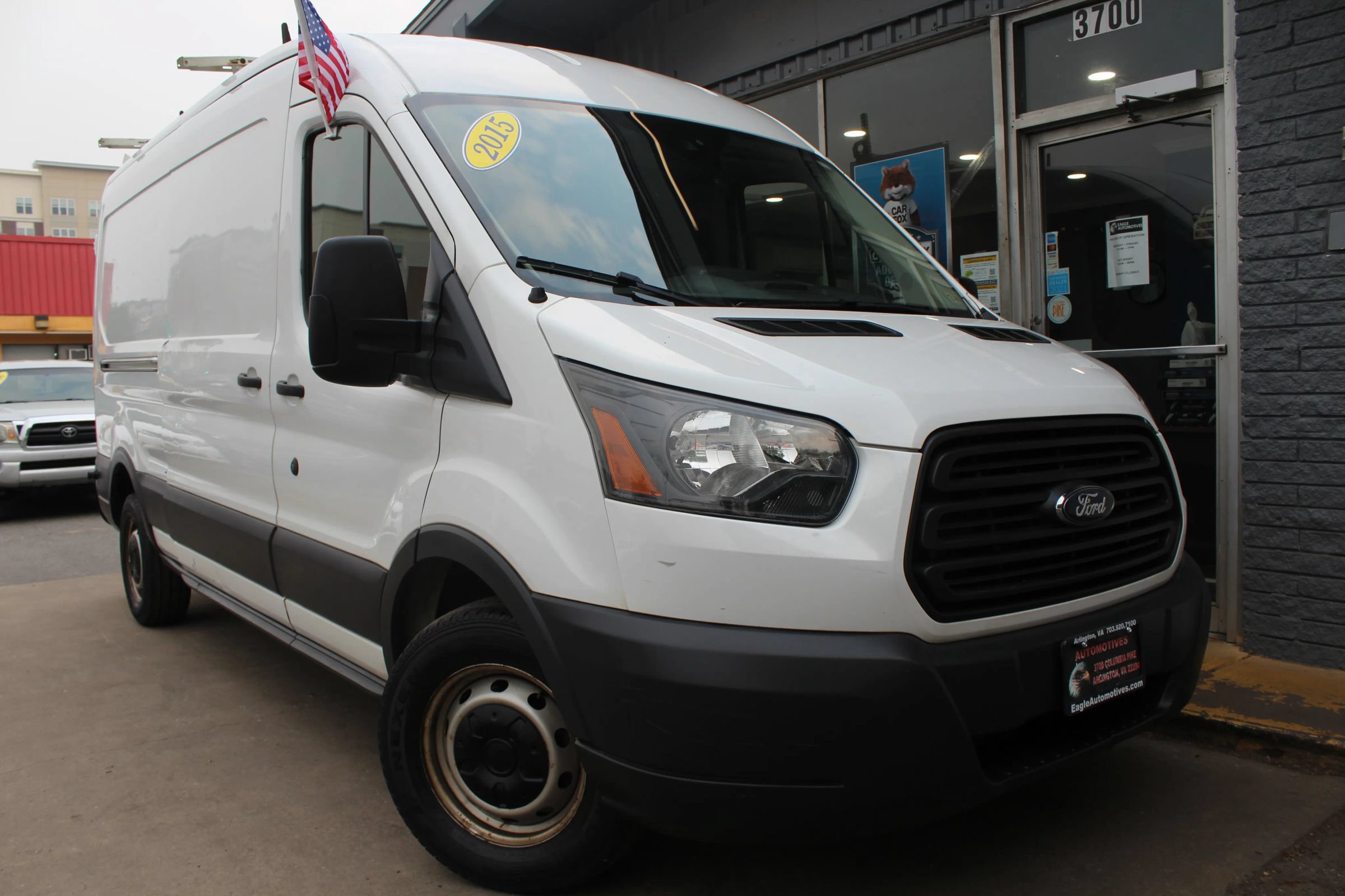 Used 2015 Ford Transit 250 148 Medium Roof w/ Interior Upgrade Package RWD image 1
