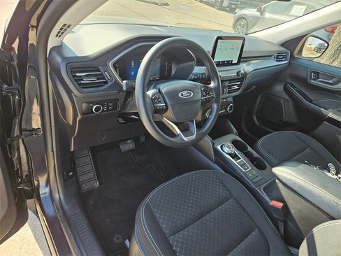 Used 2025 Ford Escape Active image 13