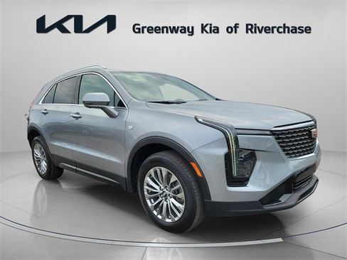 Used 2025 Cadillac XT4 Premium Luxury image 1