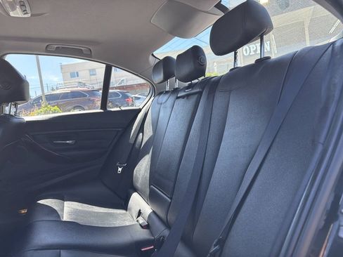 Used 2013 BMW 328i Sedan RWD image 21