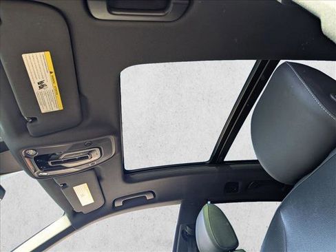 Used 2022 Audi Q8 Premium Plus image 16