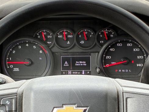 Used 2024 Chevrolet Silverado 2500 Custom AWD/4WD image 21