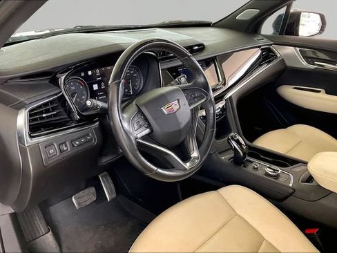 Used 2024 Cadillac XT6 Sport w/ Technology Package AWD/4WD image 12
