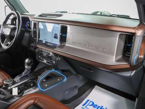Used 2023 Ford Bronco Outer Banks image 29