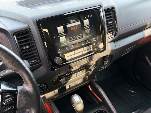 Used 2022 Nissan Frontier PRO-4X w/ Technology Package image 25