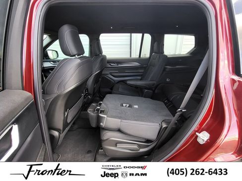 New 2025 Jeep Grand Cherokee L Laredo w/ Luxury Tech Group I image 26