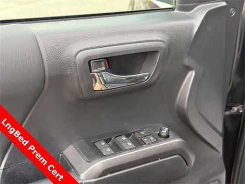 Used 2023 Toyota Tacoma TRD Off-Road image 18