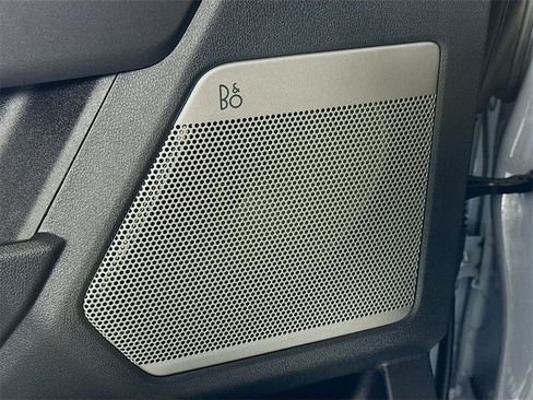 Used 2025 Ford F250 Lariat image 19