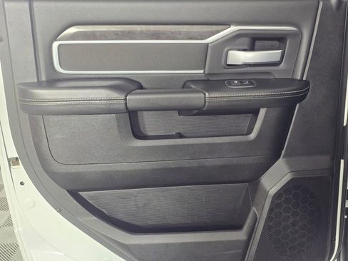 Used 2024 RAM 2500 Big Horn image 35