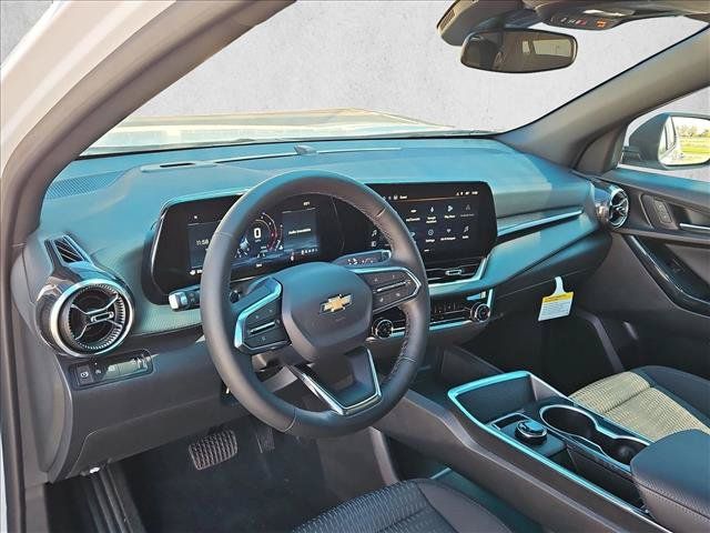 New 2027 Chevrolet Equinox LT FWD image 3