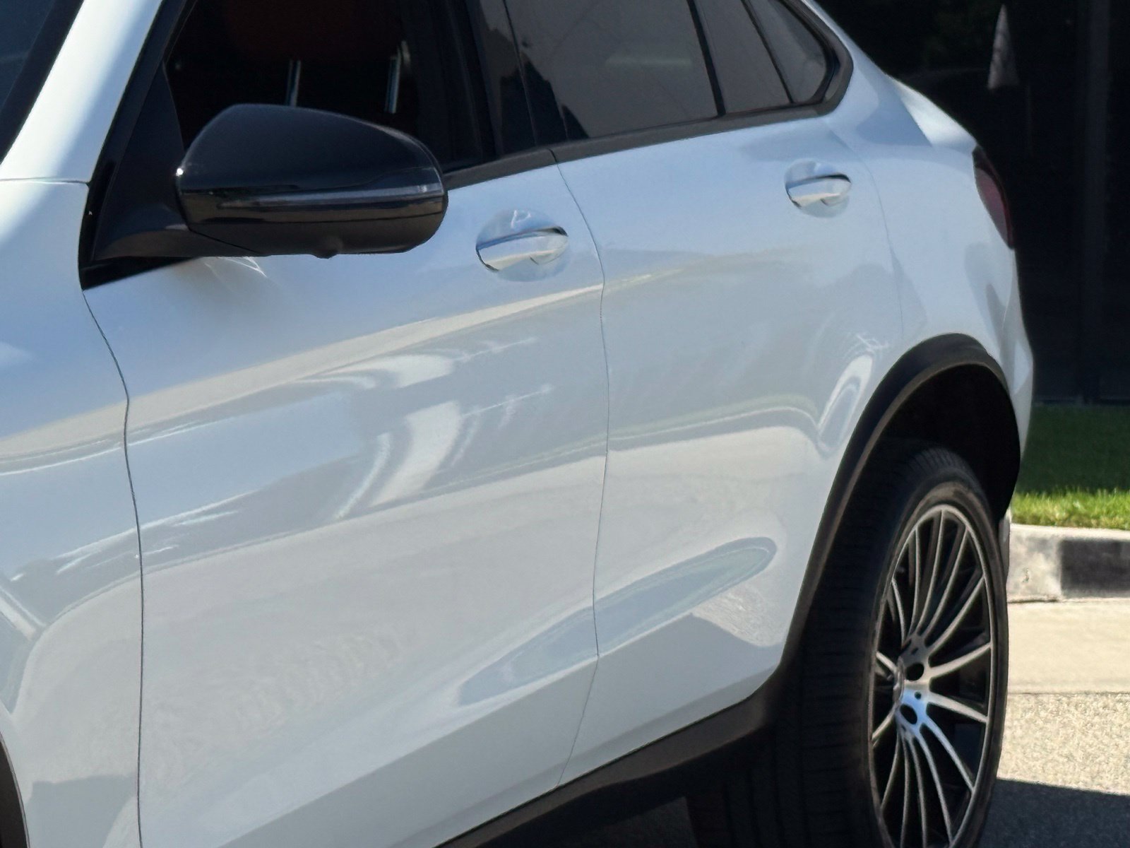 Used 2022 Mercedes-Benz GLC 300 4MATIC Coupe image 4