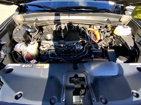 Used 2024 Toyota Grand Highlander XLE image 31