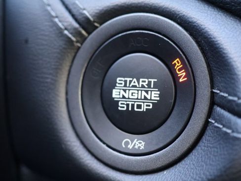 Used 2021 Dodge Durango GT image 17