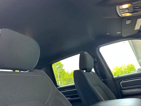 Used 2019 RAM 1500 Big Horn AWD/4WD image 16
