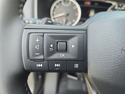 New 2026 Nissan Rogue SV FWD image 17