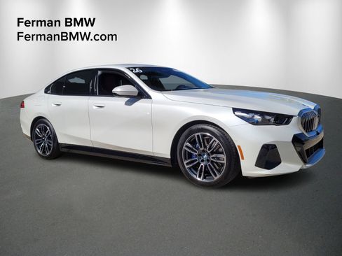New 2026 BMW 530i w/ M Sport Package image 1