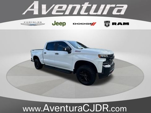 Used 2021 Chevrolet Silverado 1500 LT Trail Boss w/ Convenience Package II image 1