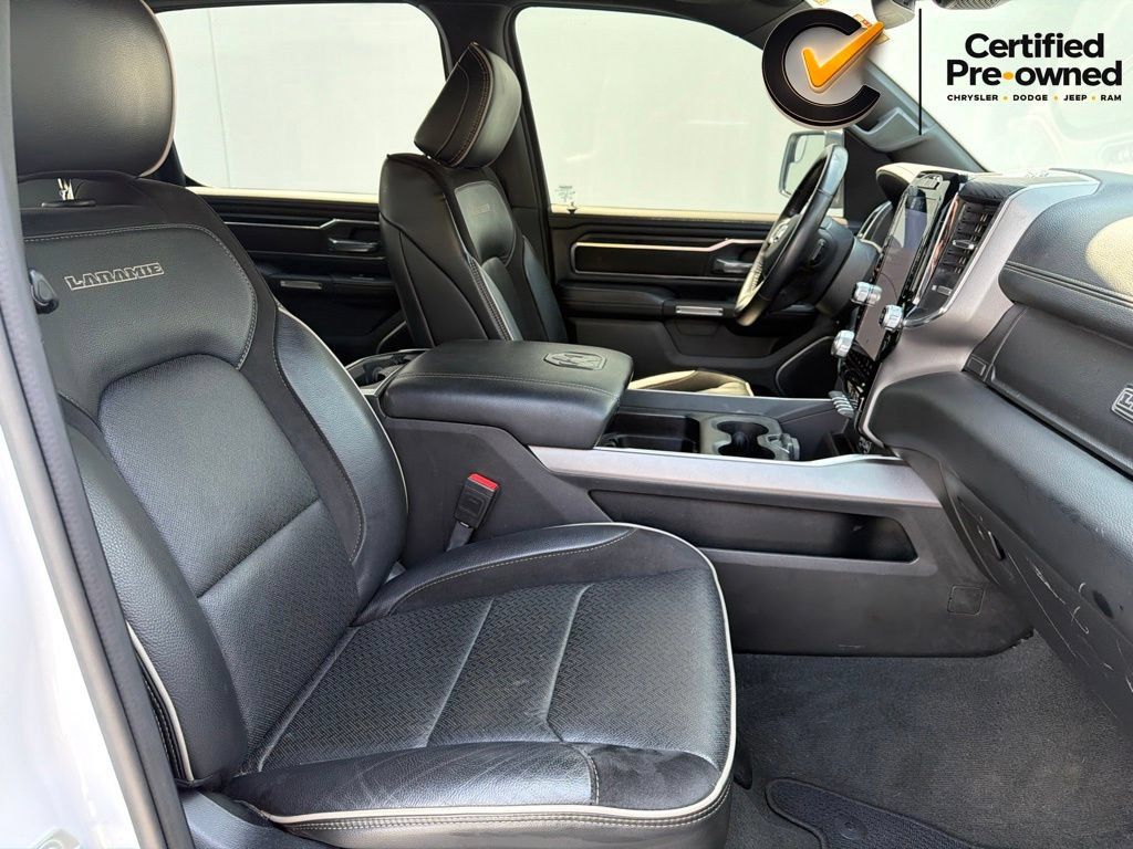 Used 2024 RAM 1500 Laramie AWD/4WD image 33