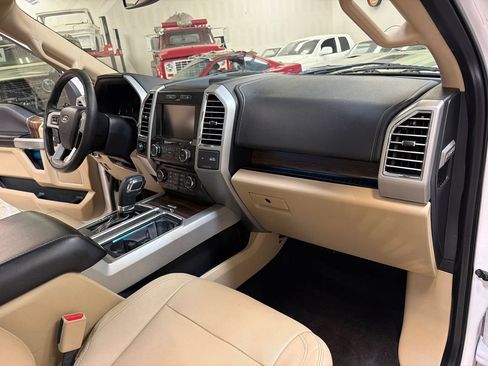 Used 2015 Ford F150 Lariat w/ Equipment Group 501A Mid RWD image 38