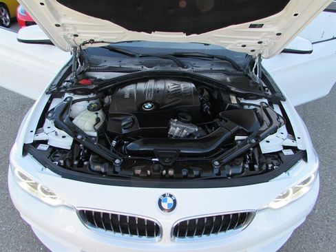 Used 2014 BMW 435i Convertible image 36