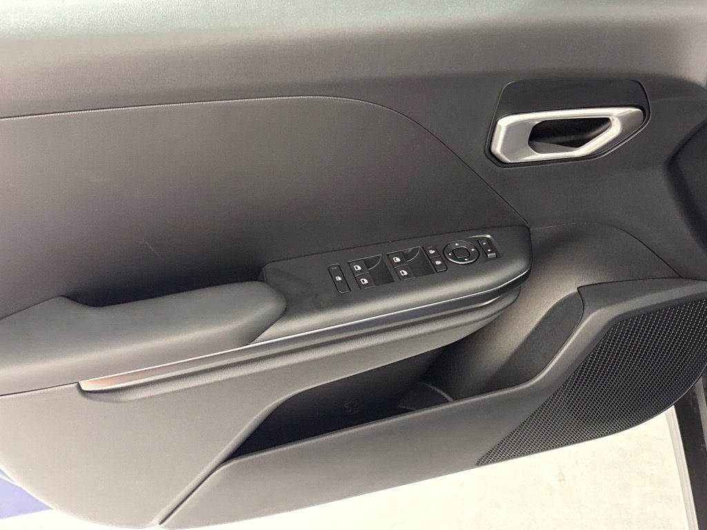 New 2026 Kia K4 FWD image 26