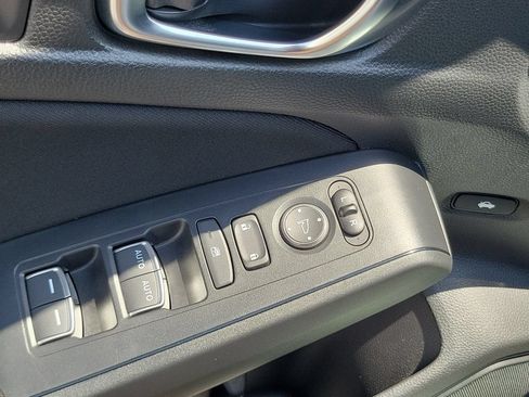 Certified 2025 Honda Civic Sport image 21