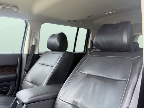 Used 2019 Ford Flex Limited w/ Equipment Group 301A AWD/4WD image 28