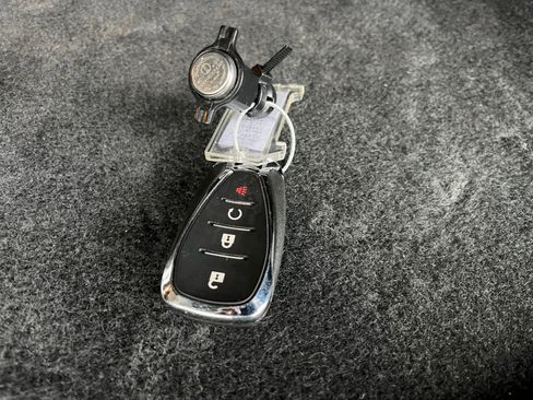 Used 2025 Chevrolet Trax LT image 22