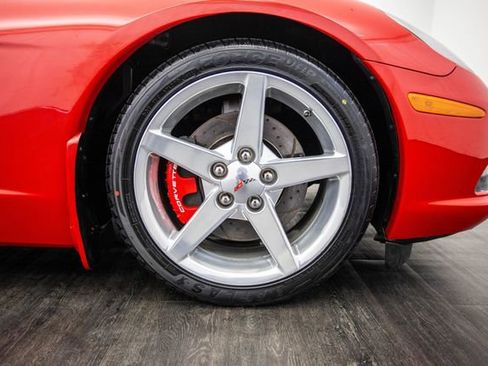 Used 2008 Chevrolet Corvette Convertible w/ Preferred Equipment Group RWD image 36