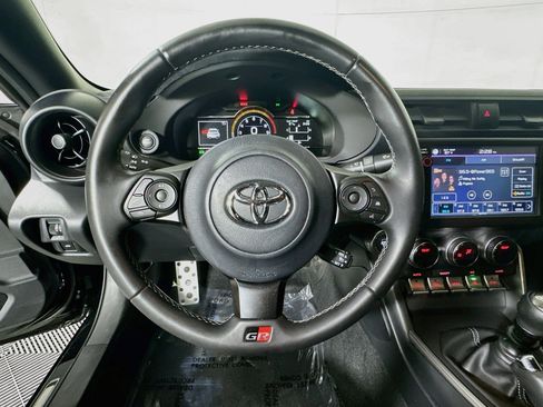 Used 2026 Toyota GR86 Premium RWD image 15