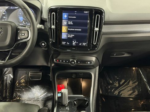 Used 2019 Volvo XC40 T5 R-Design AWD/4WD image 31