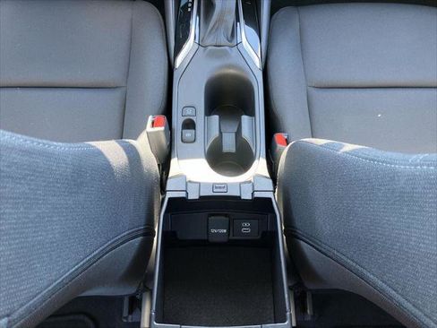 Certified 2025 Toyota Corolla LE image 17