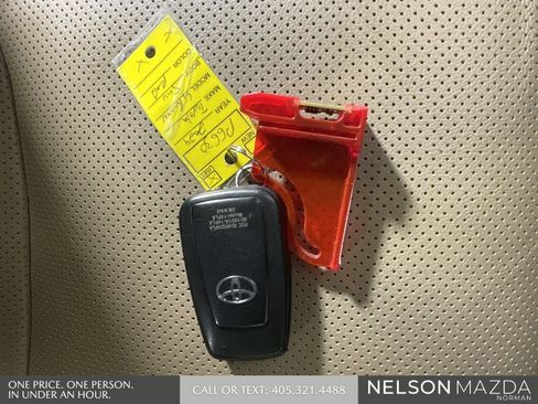 Used 2024 Toyota 4Runner Limited image 48