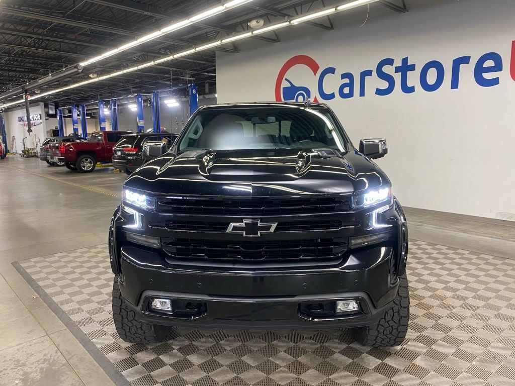 Used 2020 Chevrolet Silverado 1500 LTZ w/ LTZ Plus Package AWD/4WD image 4