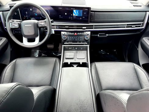 Used 2025 Hyundai Santa Fe Limited image 27
