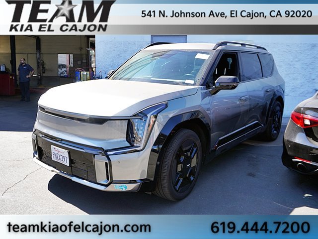 Certified 2024 Kia EV9 GT-Line AWD/4WD image 1