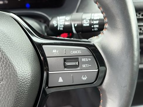 Used 2025 Honda HR-V Sport image 13