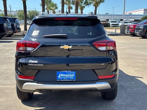 New 2026 Chevrolet TrailBlazer LT w/ Driver Confidence Package FWD image 11