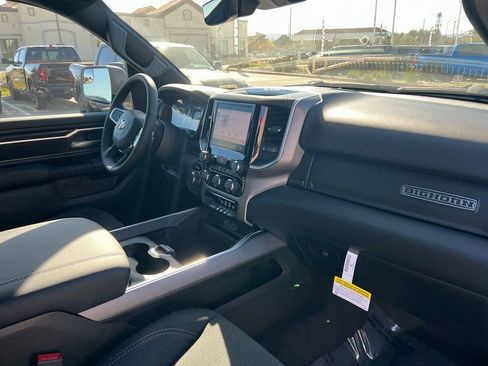 New 2026 RAM 1500 Big Horn AWD/4WD image 15